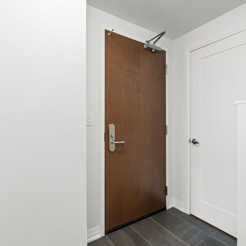 For Lease - 805 Carling Avenue Unit# 701, Dows Lake - Civic Hospital and Area, Ontario - Photo 1