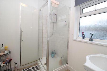 4 bedroom house to rent - Photo 5