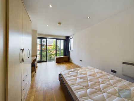 Charles Cross Apartments, 22 Constantine Street, Plymouth, Devon, PL4 - Photo 2