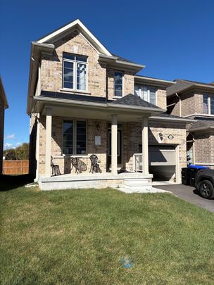 For Lease - 1352 Davis Loop Circle, Innisfil, Ontario - Photo 1