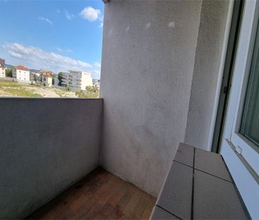 Location Appartement 75.52 M² SAINT-LOUIS 995 € - Photo 3