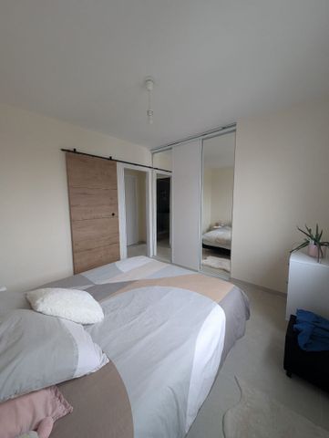 Location Appartement 2 pièces 59m² - Photo 4