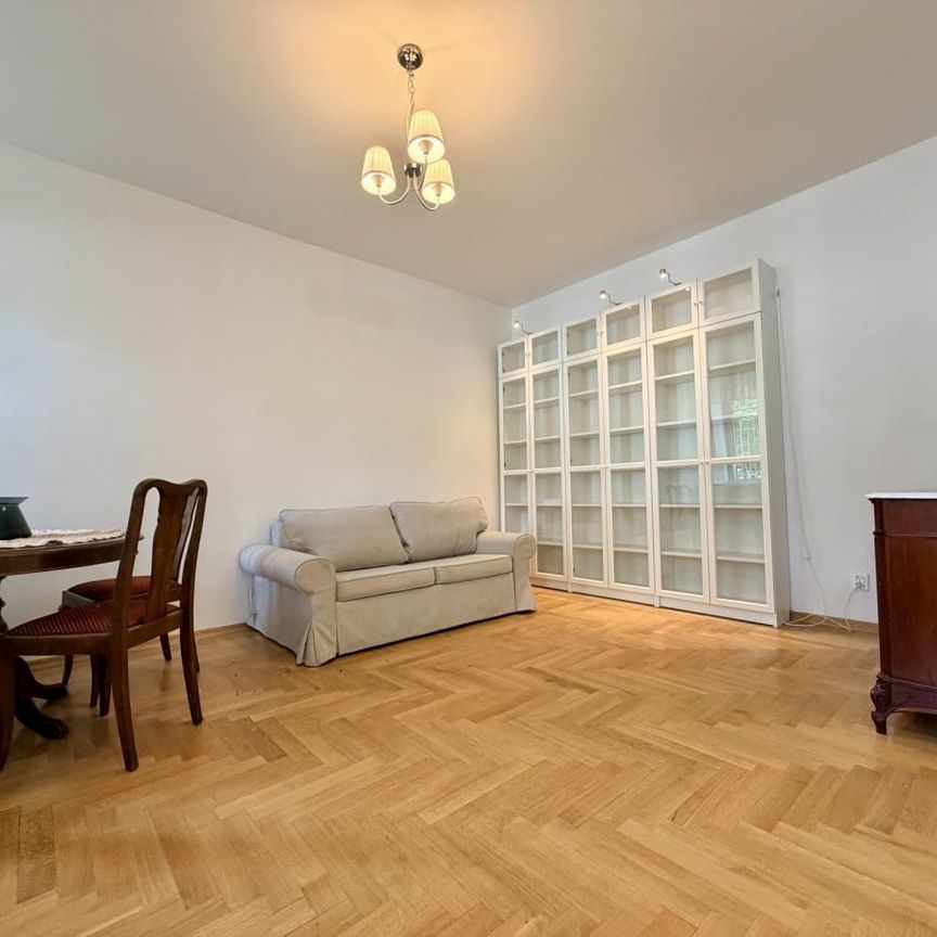 Kamienica- lokal idealny także pod biuro 41.78 m² - Zdjęcie 1