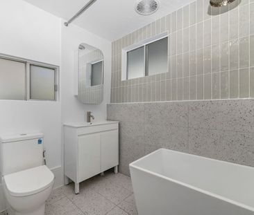 3 Bedroom Home - Photo 5