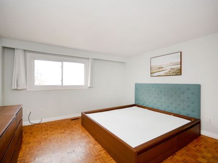 For Lease - 2335 Council Ring Road Unit# Main, Mississauga, Ontario - Photo 4