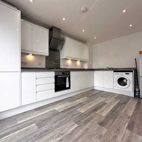 Rodway Road, Bristol, Patchway - Photo 1