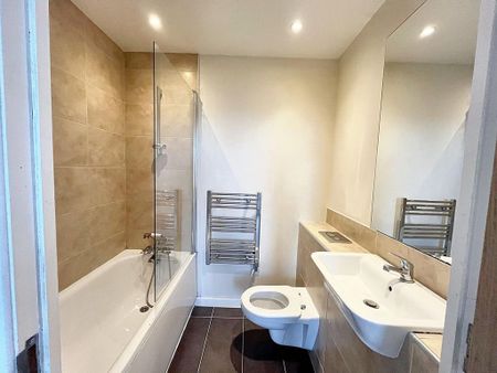 1 bedroom flat to rent - Photo 5