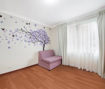 Cosmopolitan City Living With Space And Elegance - Photo 4