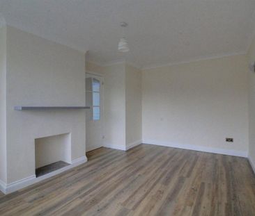 2 bedroom semi-detached bungalow to rent - Photo 1