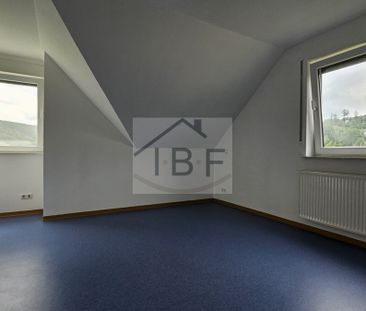 Helle 2-Zimmer Dachgeschosswohnung in Netphen - Photo 1