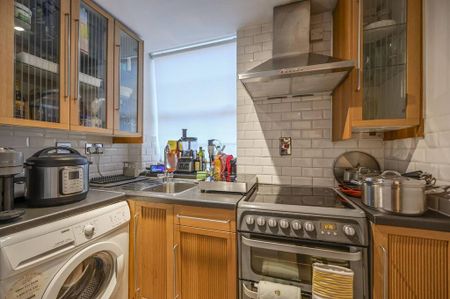 1 bedroom flat to rent - Photo 4