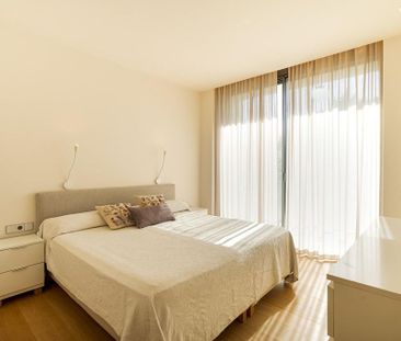 Luxury Villa for rent in The Golden Mile, Marbella, Andalusia - Photo 6