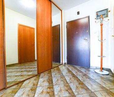 Ursynów, ul. Wilhelma Konrada Roentgena - Photo 5