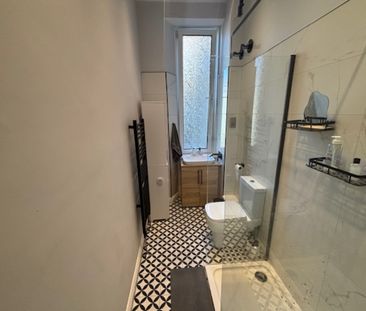 2 Bedroom Property To Rent - Photo 4