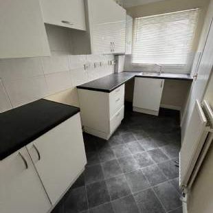 2 bedroom property to rent in Southend On Sea - Photo 1