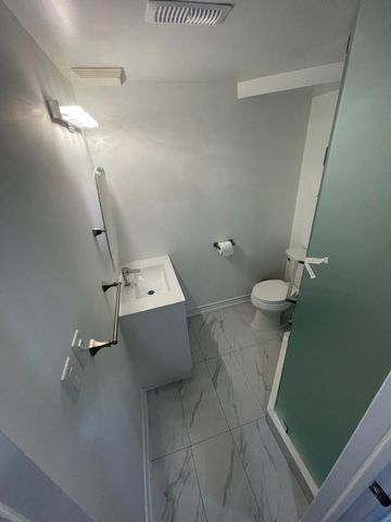 For Lease - 42 Aurora Heights Drive, Aurora, Ontario - Photo 3
