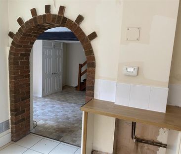 4 bedroom house to rent - Photo 2