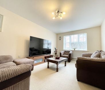 4 Bedroom Detached - Photo 1