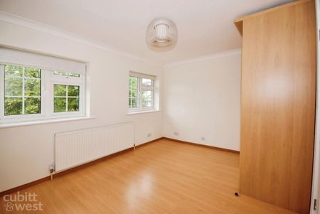 3 bedroom terraced house to rent - Photo 4