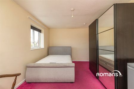 6 bedroom terraced to rent - Photo 2