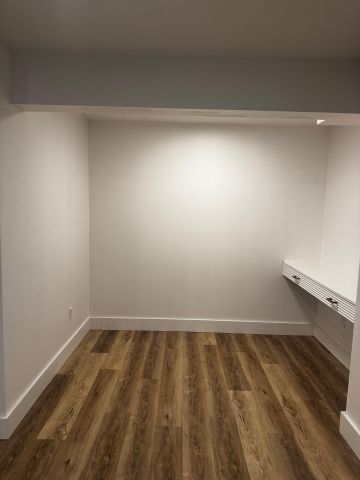 For Lease - 2618 Buroak Drive, London North, Ontario - Photo 2