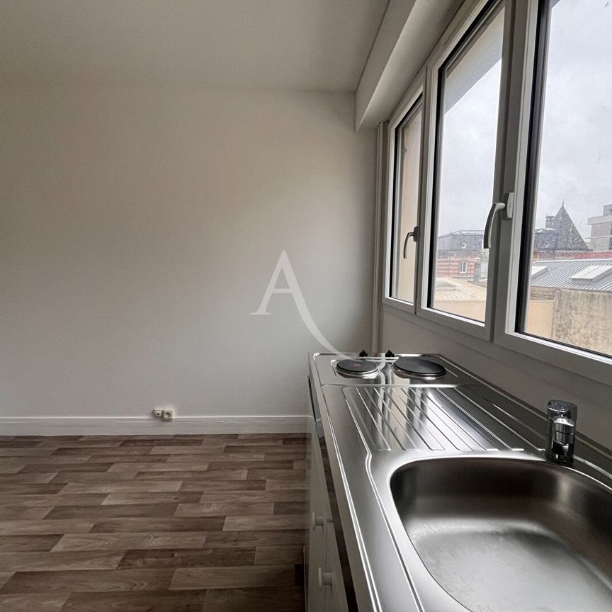 Location Appartement 1 pièce 9m² - Photo 1