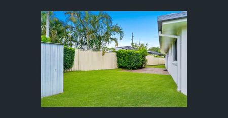Relaxed Family Home with Pool and Outdoor Entertaining - Photo 5