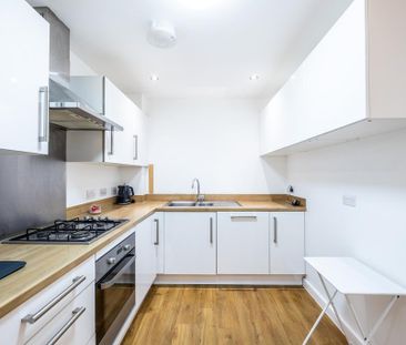 2 bedroom apartment to rent - Photo 6