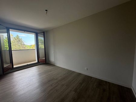 Appartement - 4 pièces - La Motte-Servolex - Photo 4