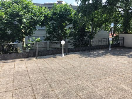 Loft au rez-de-chaussée inférieur avec terrasse - Photo 5