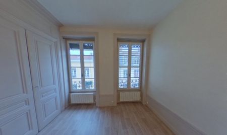 APPARTEMENT T3 A LOUER - Photo 2