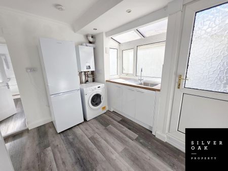 3 bedroom terraced house to rent - Photo 3