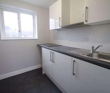 Bryony Close, UB8 - Photo 2