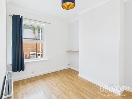 3 bedroom terraced house to rent - Photo 4