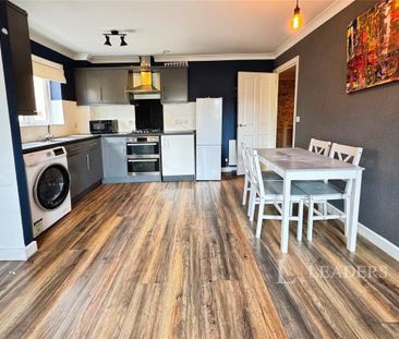 2 bedroom flat to rent - Photo 6