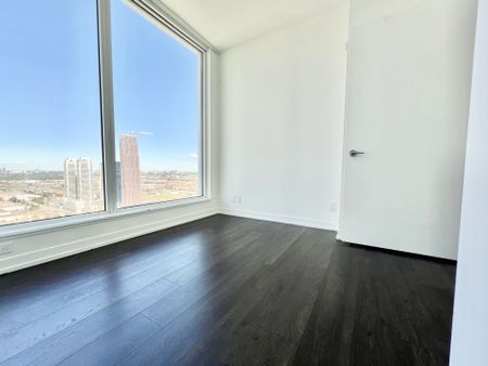 For Lease - 5 Buttermill Avenue Unit# 3702, Vaughan, Ontario - Photo 3