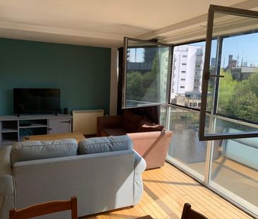 2 Bed Flat, South Hall Street, M5 - Photo 2