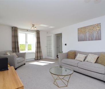 4 bedroom detached house to rent - Photo 1