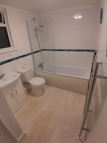 Studio to rent - Photo 4