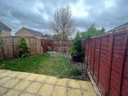 2 bedroom semi-detached house to rent - Photo 4