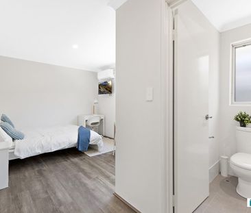 Spacious Ensuite Rooms in Byford in modern co - living house ! 🧳 Mo... - Photo 2