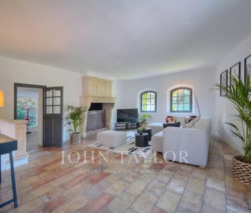 Maison à louer Mougins, Cote d'Azur, France8 500 EUR / Mois - Photo 1