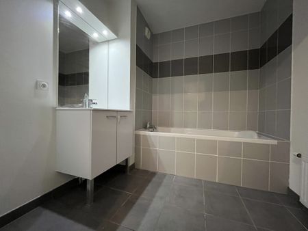 Location Appartement 3 pièces 65m² DARNETAL 76160 - Photo 5