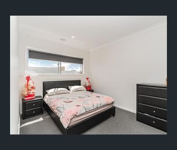 11 Bentham Street, Roxburgh Park, Vic 3064 - Photo 4