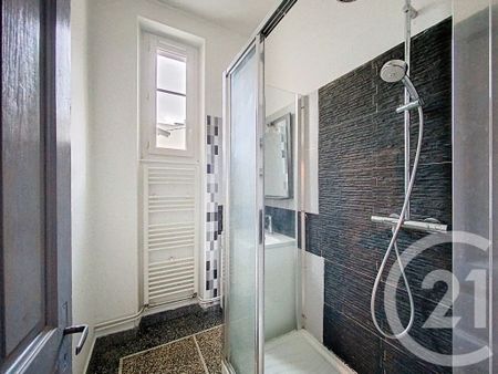Location Appartement 2 pièces 45m² CLERMONT FERRAND 63000 - Photo 5