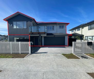 Modern 4-Bedroom Home in Mount Wellington - Photo 6