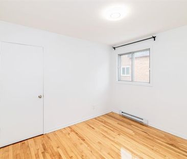 1947 Rue Labelle - Photo 1