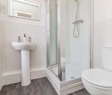 2 bedroom apartment to rent - Photo 6