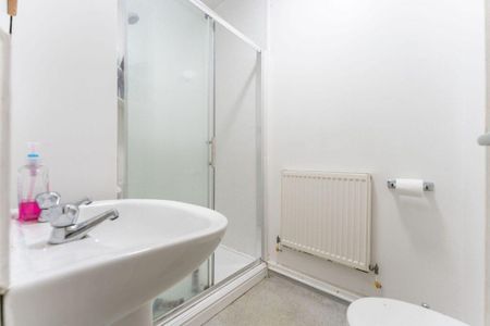 6 bedroom terraced house to rent - Photo 5