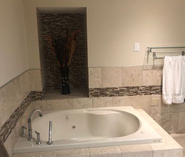 For Lease - 5239 Creditview Road Unit# UPP LVL, Mississauga, Ontario - Photo 1